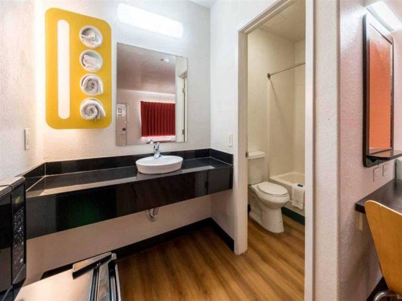 Motel 6 Seguin Tx Zewnętrze zdjęcie