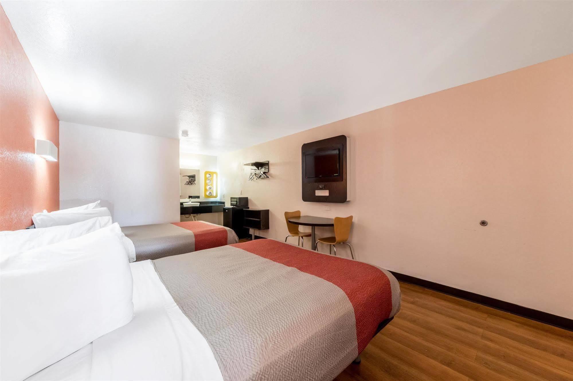Motel 6 Seguin Tx Zewnętrze zdjęcie