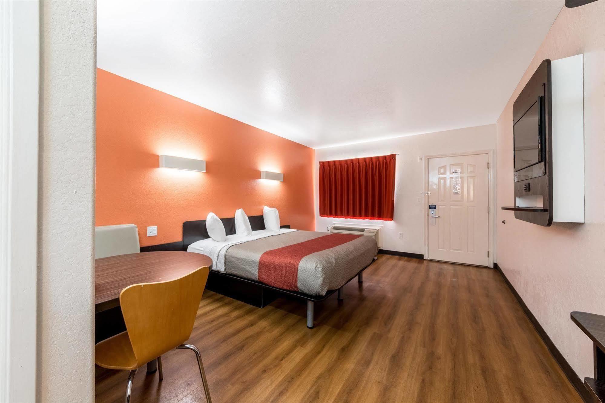 Motel 6 Seguin Tx Zewnętrze zdjęcie