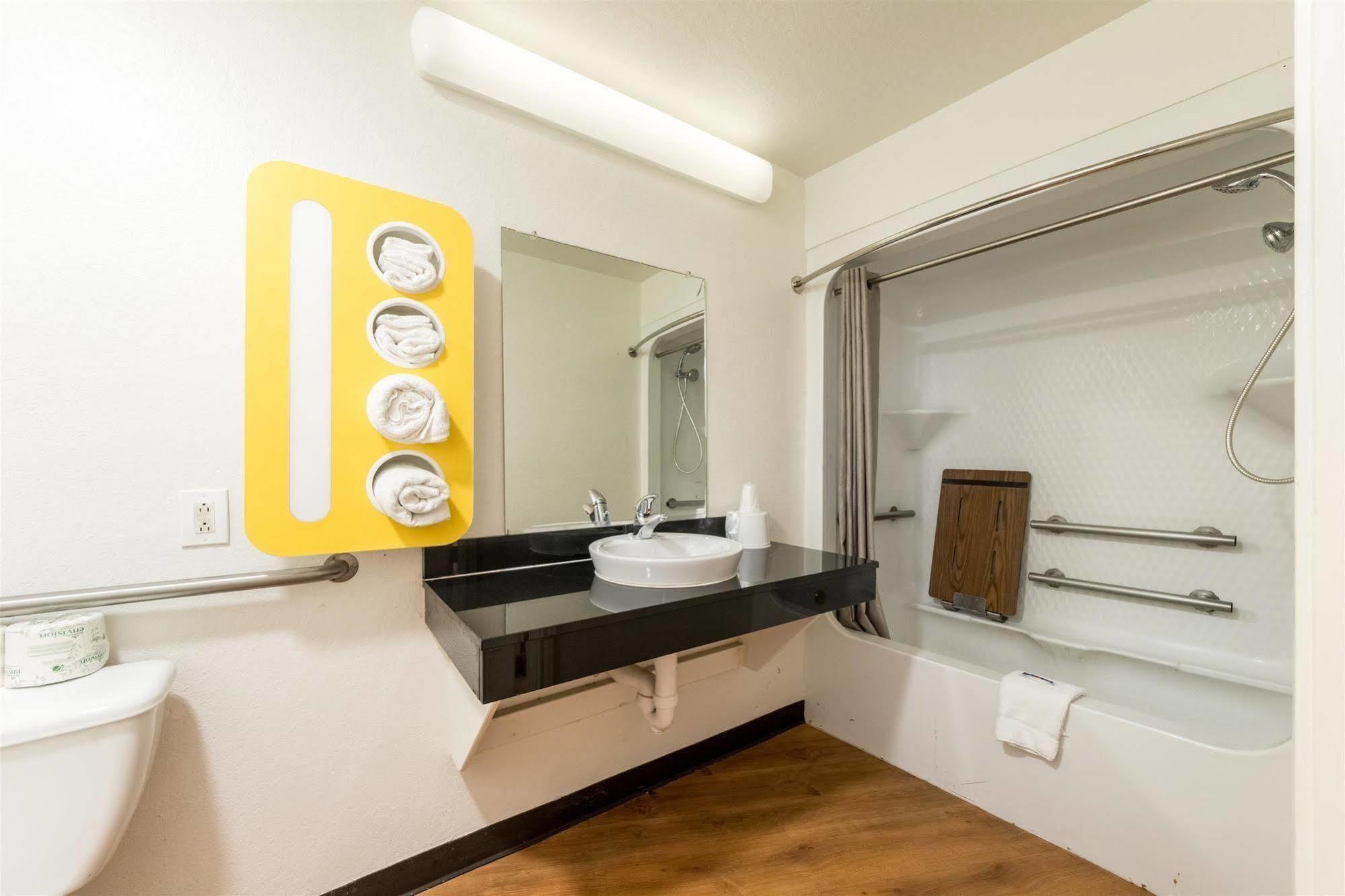 Motel 6 Seguin Tx Zewnętrze zdjęcie